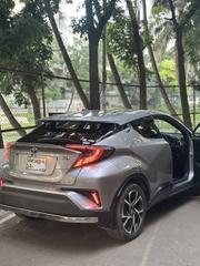 Toyota C-Hr 2018 Silver for sale