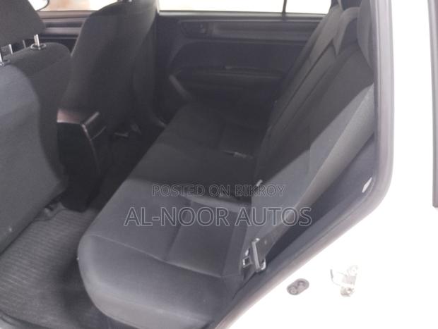 Toyota Corolla Fielder 1.5 Hybrid FWD 2021 White