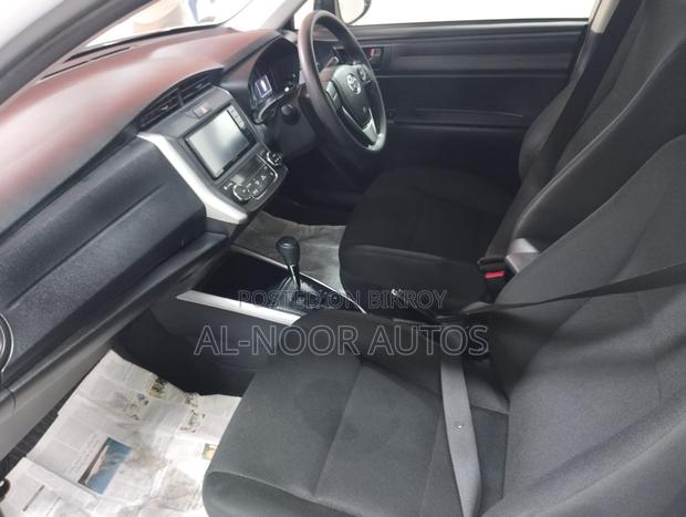 Toyota Corolla Fielder 1.5 Hybrid FWD 2021 White