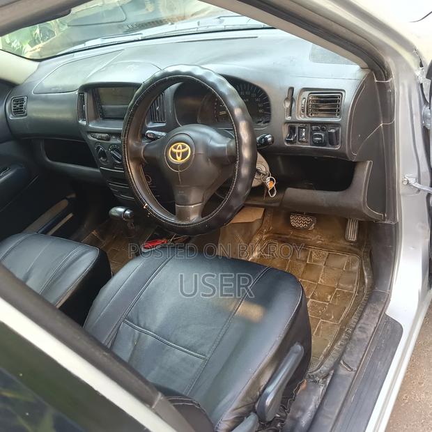 Toyota Succeed 2003 Silver