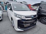 Toyota Noah 2023 Pearl for sale