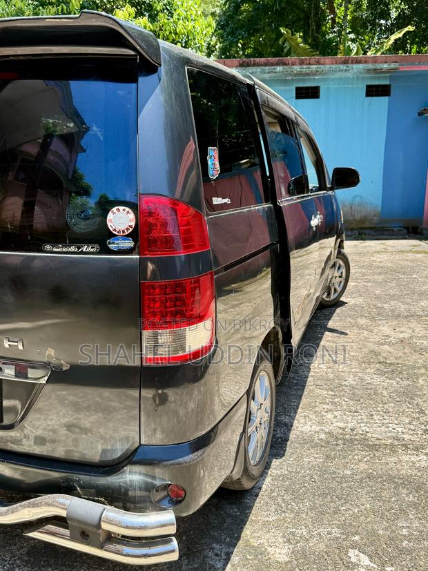 Toyota Noah 2.0 AWD (8 Seater) 2003 Black