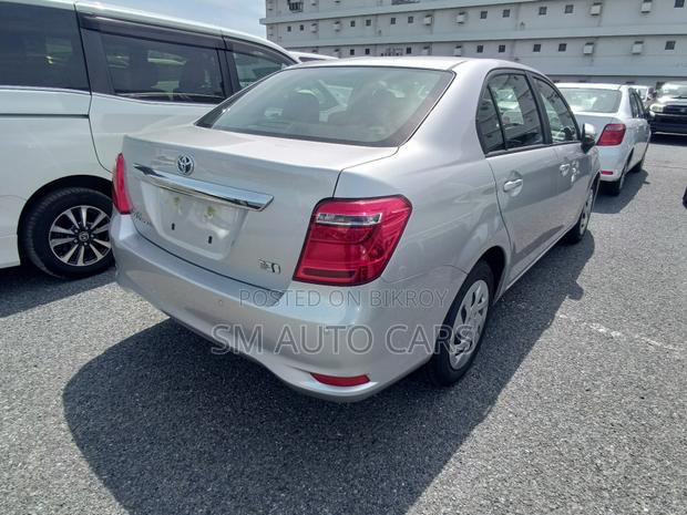 Toyota Axio 2021 Silver