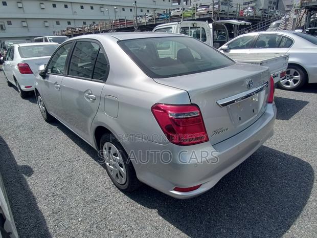 Toyota Axio 2021 Silver