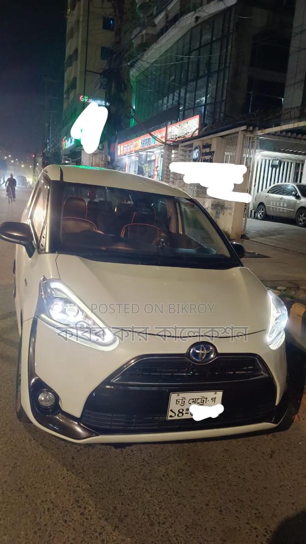 Toyota Sienta 2015 Pearl
