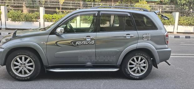 Toyota RAV4 2005 Gray