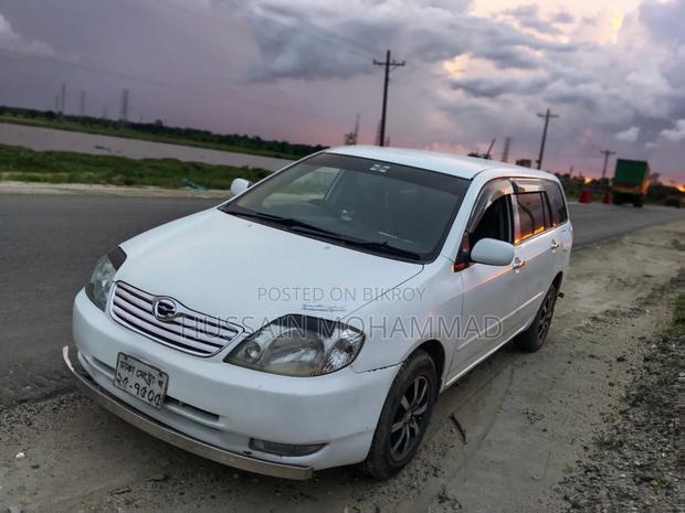 Toyota Corolla Fielder 2004 White