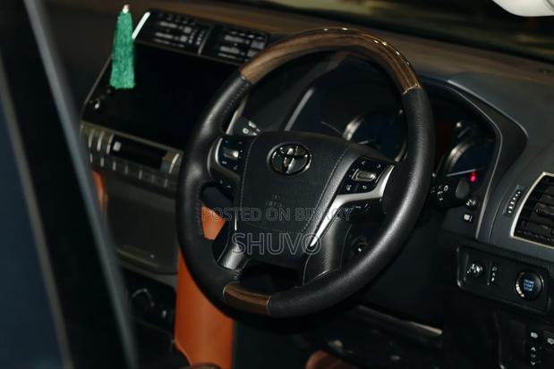 Toyota Land Cruiser Prado 2021 Black