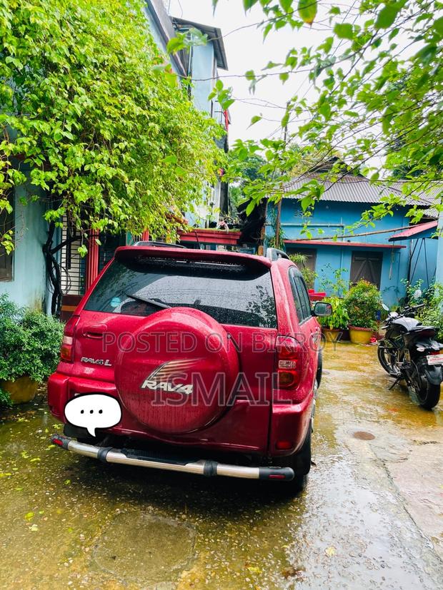 Toyota RAV4 2004 Red