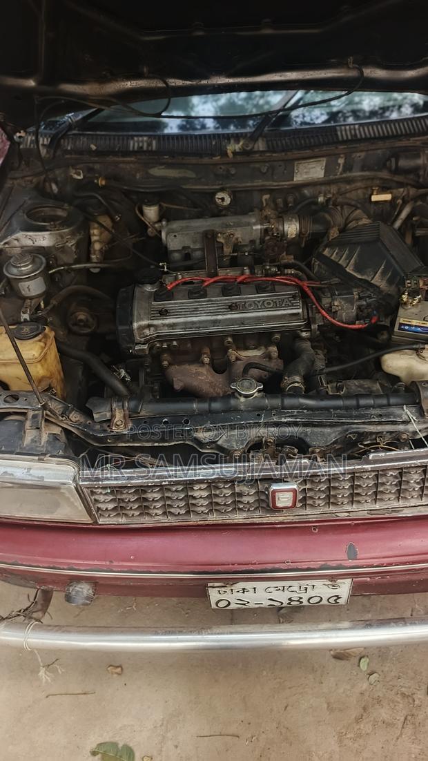 Toyota Corolla 1.6 Sedan 1989 Red