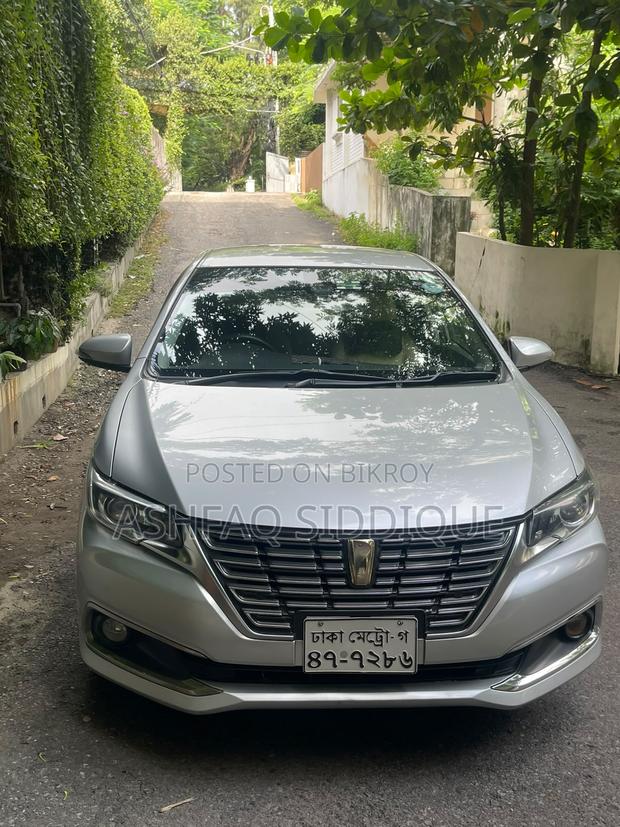 New Toyota Premio 1.5 FWD 2017 Silver