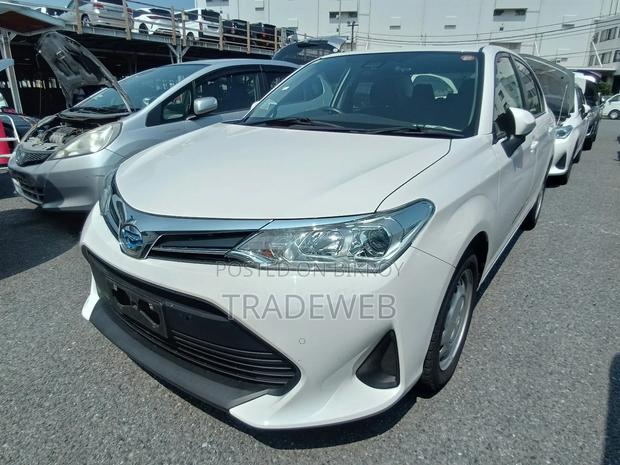 Toyota Axio 2021 White