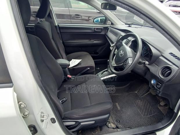 Toyota Corolla Fielder 2021 White