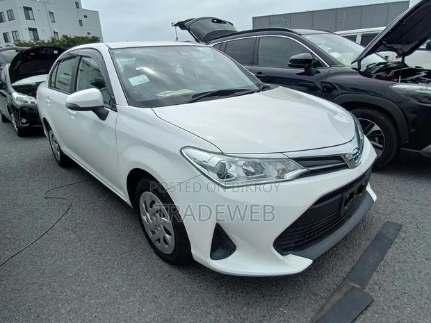 Toyota Axio 2021 White