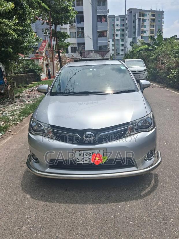 Toyota Corolla Fielder 1.5 Petrol FWD 2012 Silver