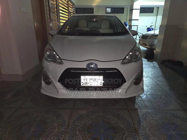 Toyota Aqua 2016 White