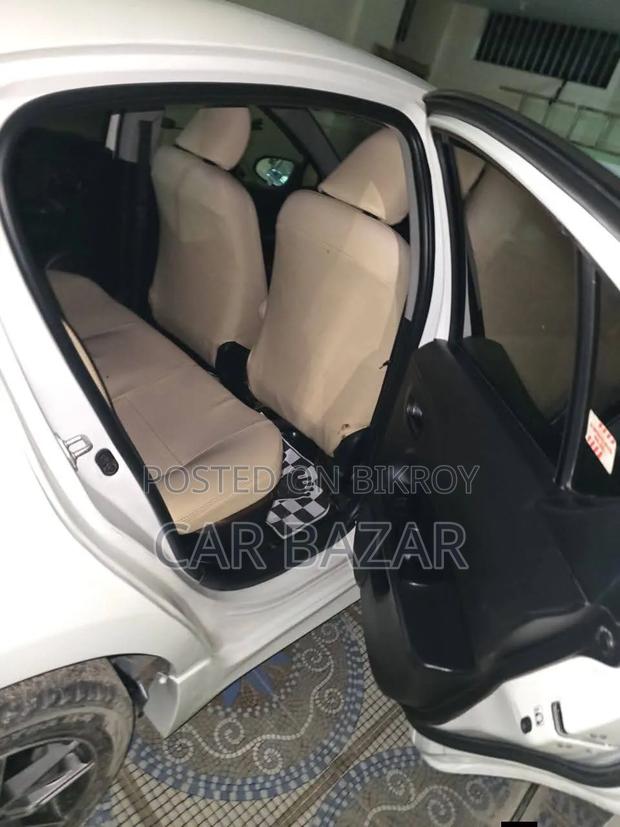 Toyota Aqua 2016 White