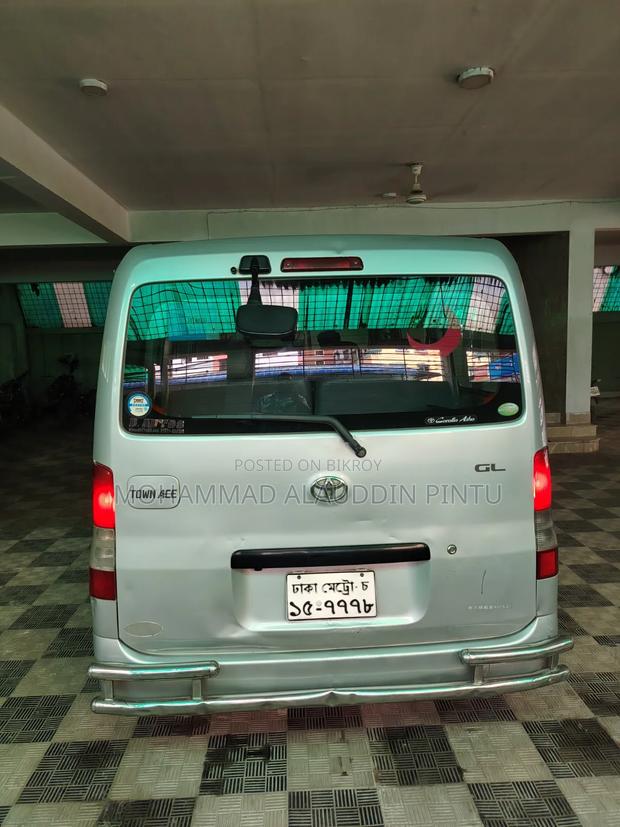 Toyota TownAce 2010 Silver