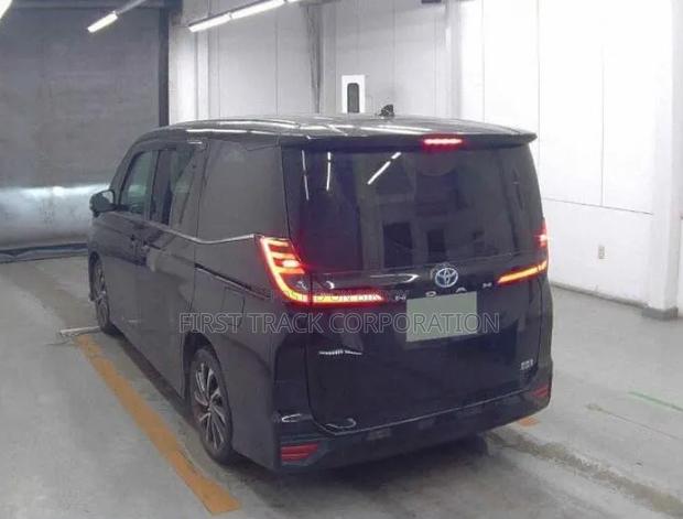 Toyota Noah 2023 Black