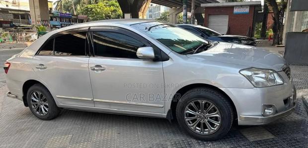 Toyota Premio 1.5 FWD 2012 Silver