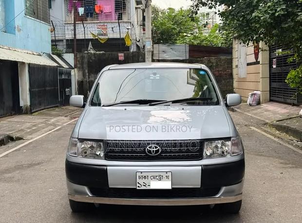 Toyota Probox 2004 Silver