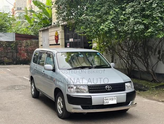 Toyota Probox 2004 Silver