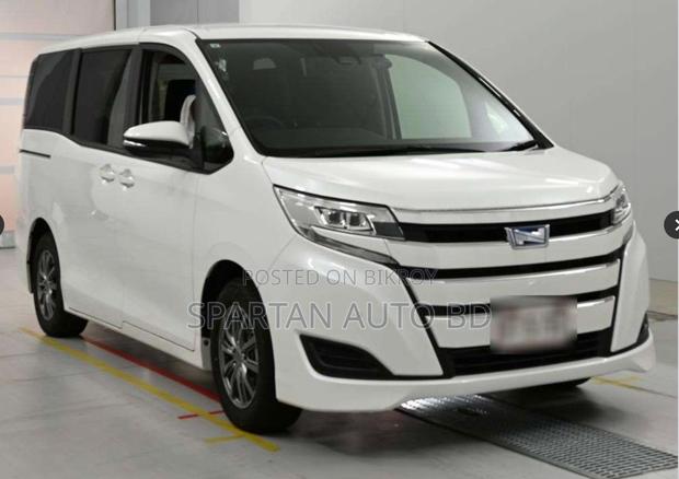 Toyota Noah 2021 Pearl