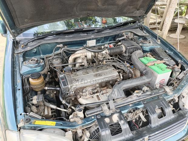 Toyota Starlet 2000 Green