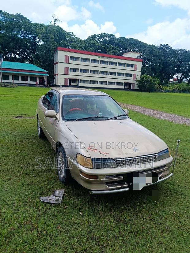 Toyota Corolla Automatic 1994 Gold