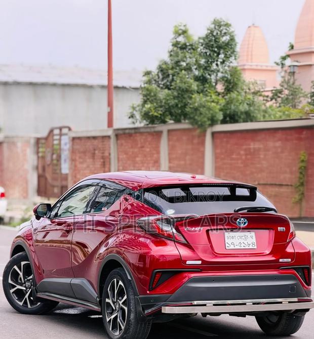 Toyota C-Hr 2017 Maroon