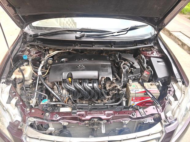 Toyota Premio 2010 Maroon
