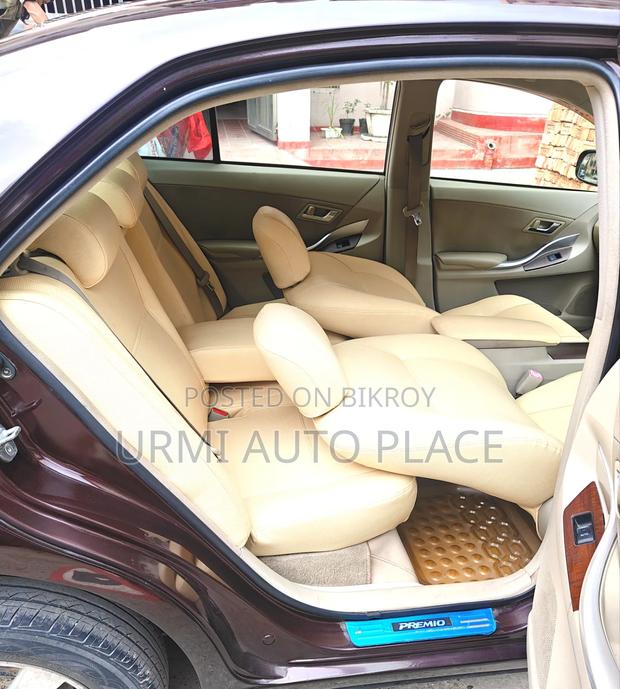 Toyota Premio 2010 Maroon