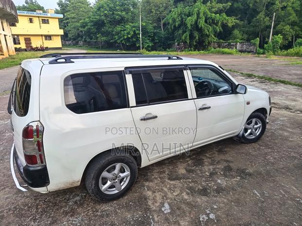Toyota Probox 2004 White