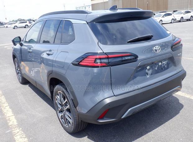 New Toyota Corolla Cross 2026 Gray
