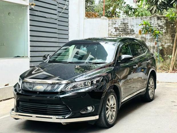 Toyota Harrier 2.0 2014 Black
