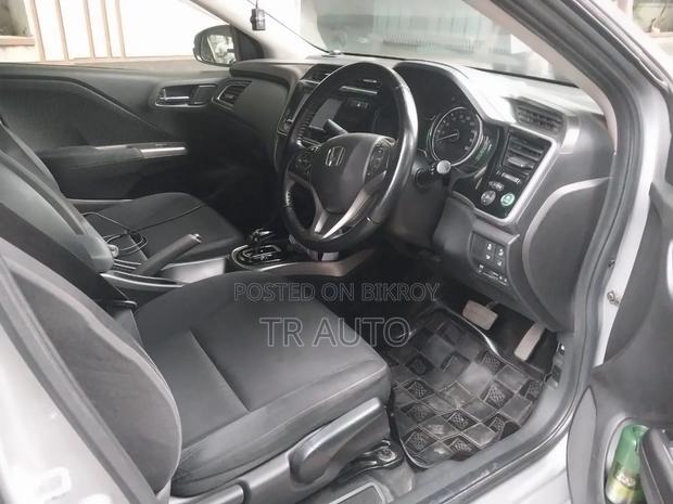 Honda Grace 2018 Silver