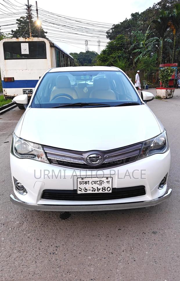 Toyota Axio 2012 Pearl