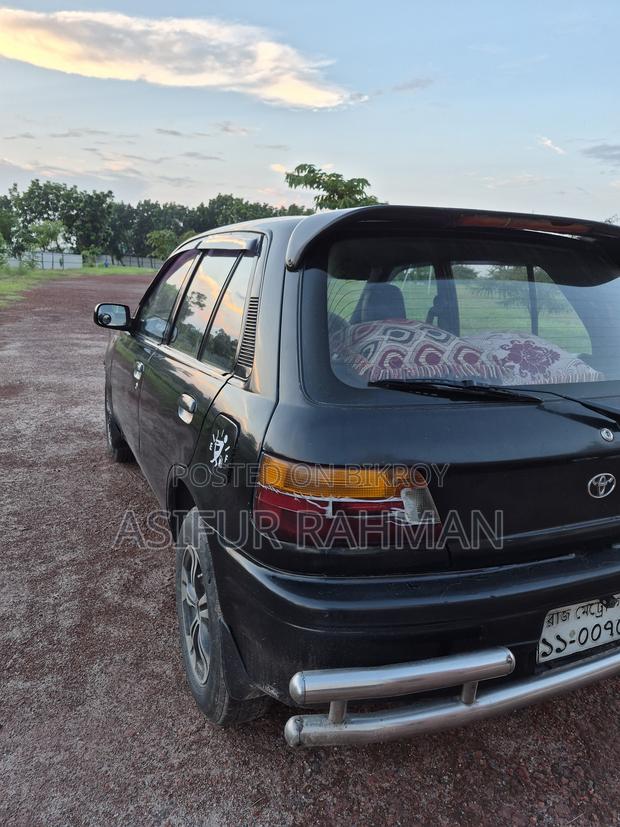 Toyota Starlet 1992 Black