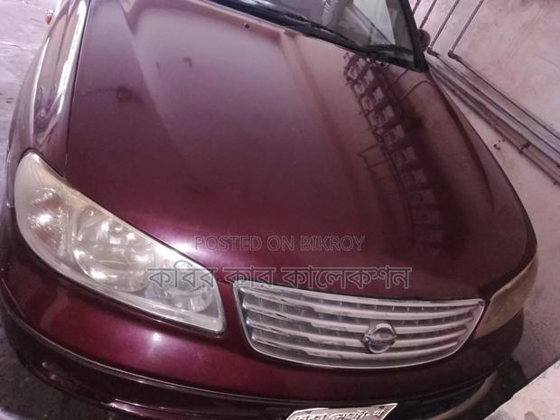 Nissan Sunny 2008 Maroon