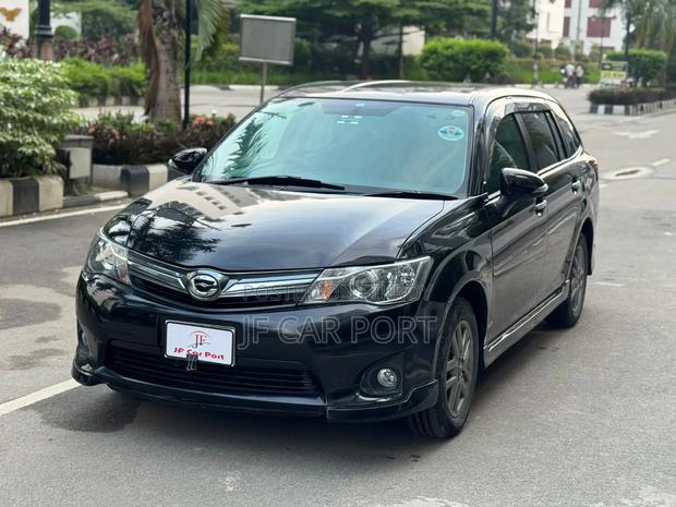 Toyota Corolla Fielder 2014 Black