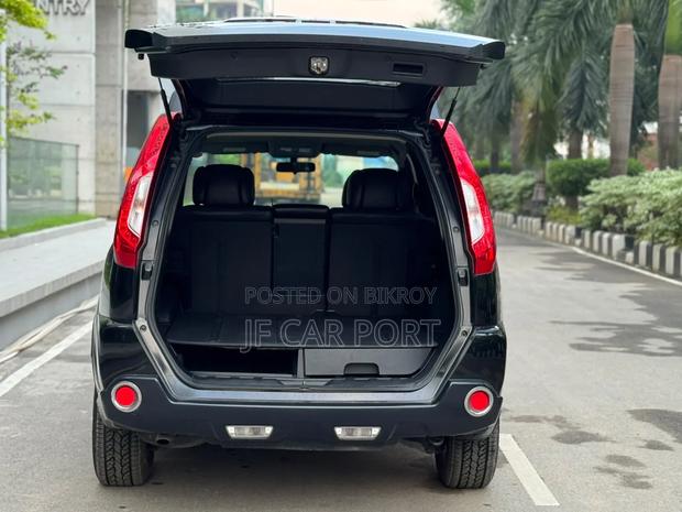 Nissan X-Trail 2012 Black