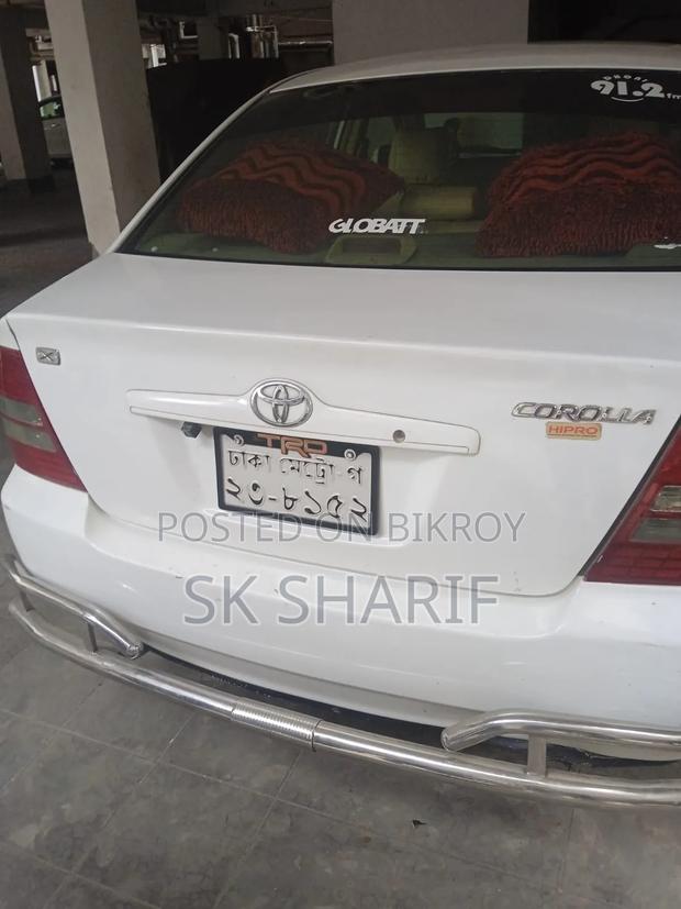 Toyota Corolla 2004 White