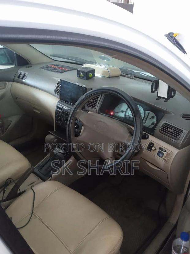 Toyota Corolla 2004 White