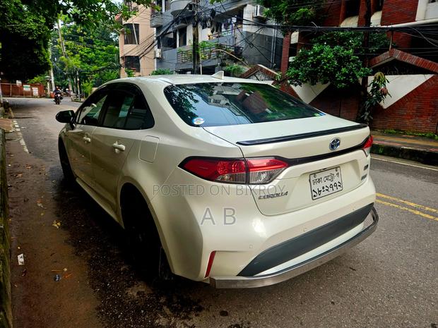 Toyota Corolla 2020 Pearl