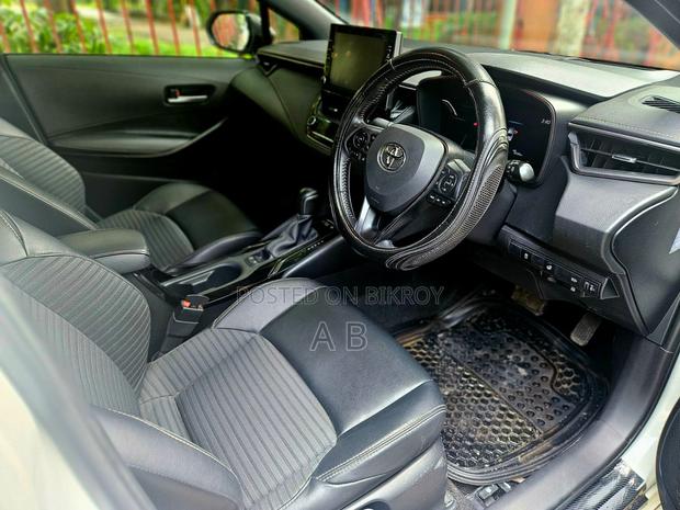 Toyota Corolla 2020 Pearl