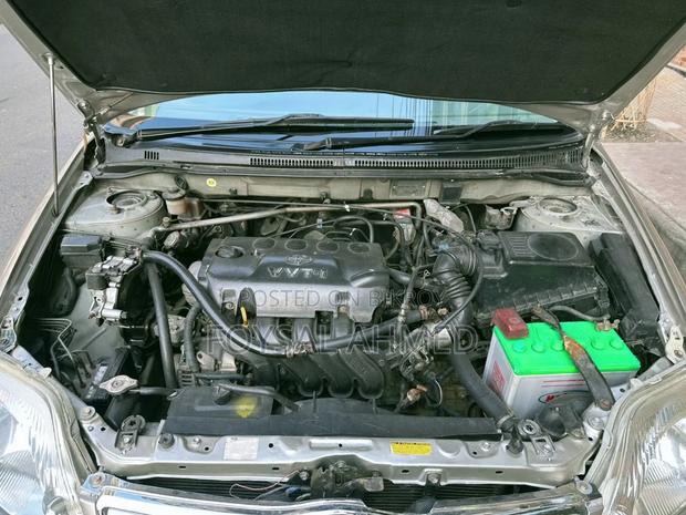 Toyota Corolla Sedan 2003 Silver