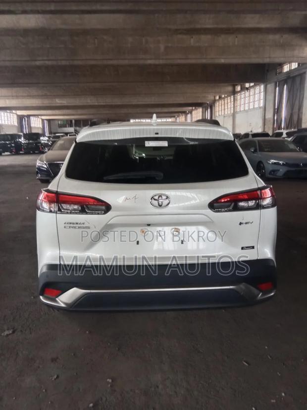 Toyota Corolla Cross 2024 Pearl