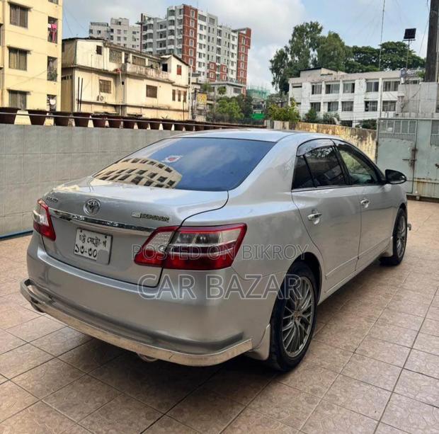Toyota Premio 1.5 FWD 2013 Silver