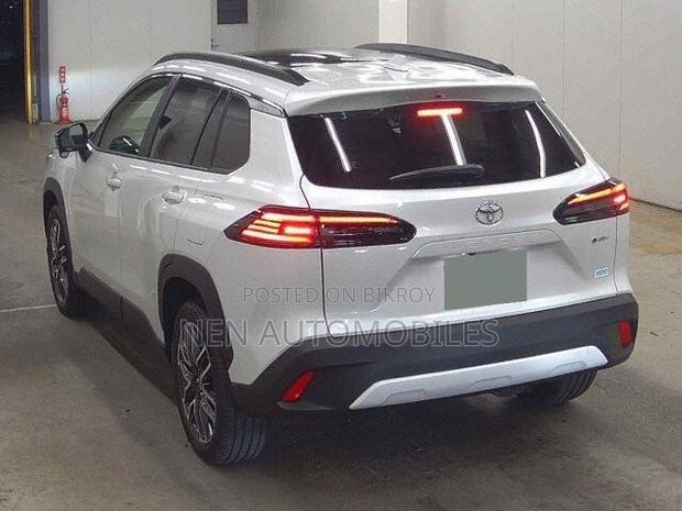 New Toyota Corolla Cross 2025 Pearl