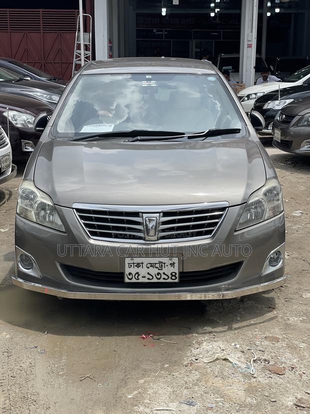 Toyota Premio 2012 Gray